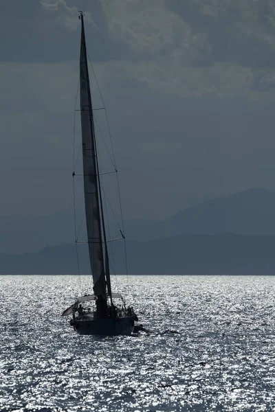 Segelbåt Släktet Liguriska Havet Italy — Stockfoto