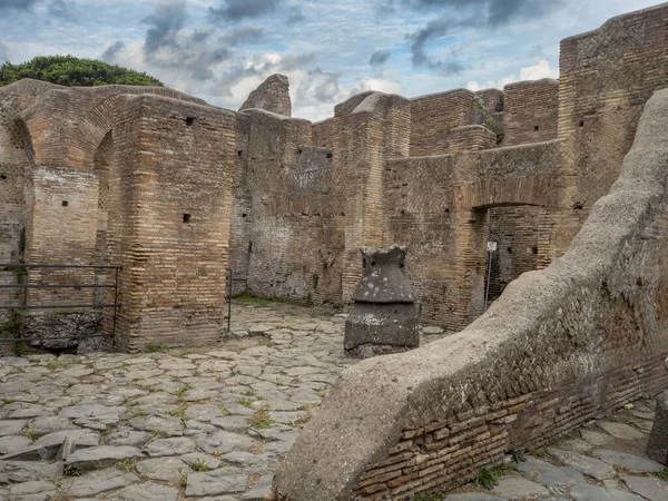 Silvanus Mjölkvarn Gamla Antika Ostia Arkeologiska Plats Ruiner — Stockfoto