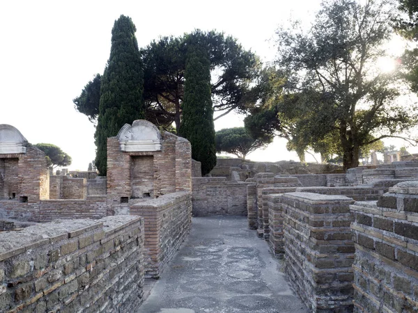 Eski Ostia arkeolojik kalıntıları