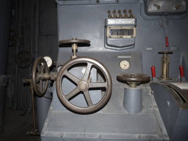 Elektrik santralinin içinde.