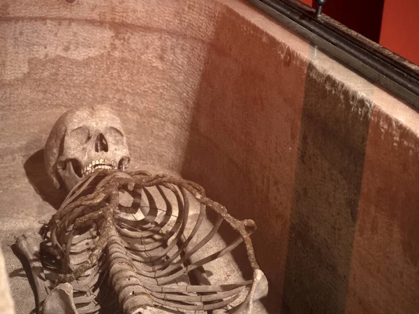 Skelett Romersk Marmorsarkofagus Grav — Stockfoto