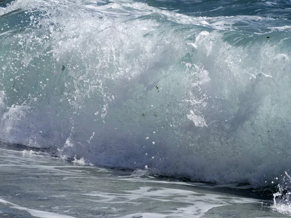 海面上的海浪 — 图库照片