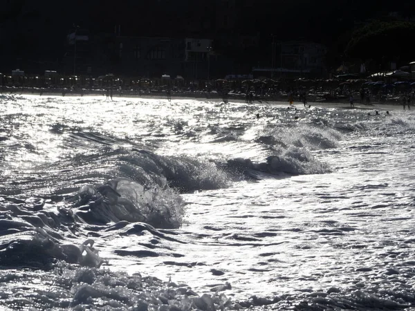 海面上的海浪 — 图库照片