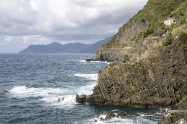riomaggiore cinque terre pictoresque köy liguria italy