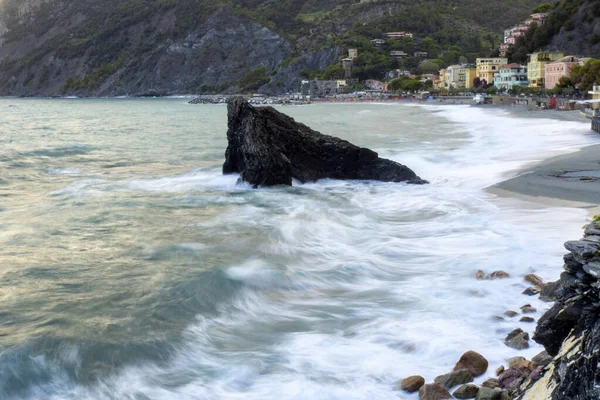 Пляж Monterosso Cinque Terre Pictoresque Village Liguria Italy — стоковое фото