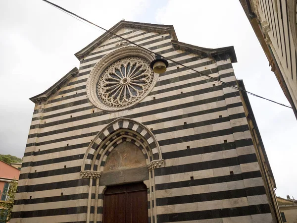 Monterosso Cinque Terre Pictoresque Köyü Liguria Talya Kilisesi — Stok fotoğraf