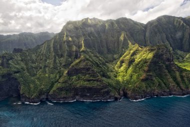 Kauai napali sahil havadan görünümü
