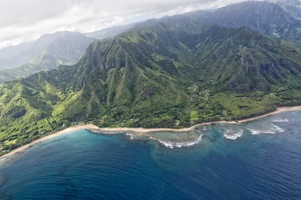 Kauai ακτή napali αεροφωτογραφία — Stock fotografie