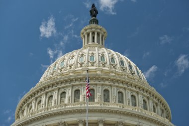 Washington dc capitol detay bulutlu gökyüzü