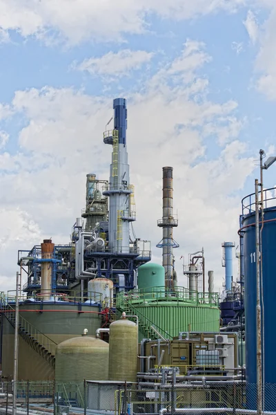 Oil refinery — Stock Photo, Image