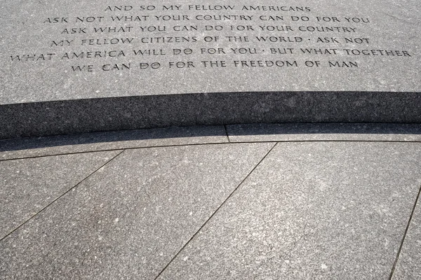 Jfk-Sprachinschrift auf dem Friedhof von Arlington — Stockfoto