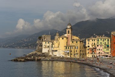 Camogli, liguria, İtalya pitoresk balıkçı köyü