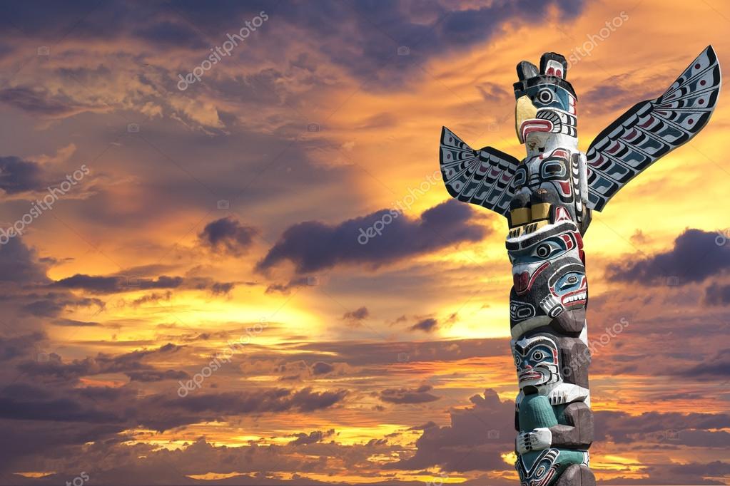 2 511 Totem Pole Stock Photos Images Download Totem Pole Pictures On Depositphotos