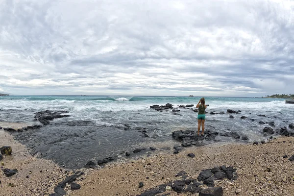 Kona porto mar ondas em grande ilha — Fotografia de Stock