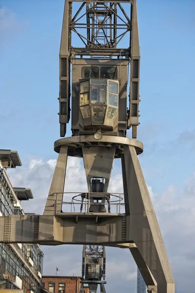 Hamburg port metal crane — Stock Photo, Image