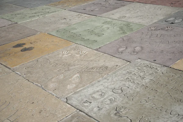 Hollywood chinese theatre celebrities hand footprint — Stock Photo, Image