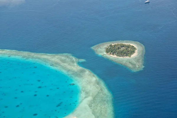 Maldiven luchtfoto landschap — Stockfoto