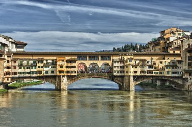 Floransa ponte vecchio gün batımı görünümü