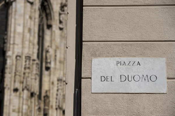 Milan 2005 Fuarı sermaye Katedrali işareti — Stok fotoğraf