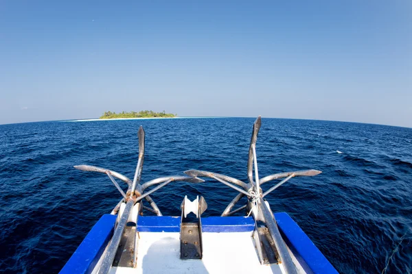 Âncora navio no oceano — Fotografia de Stock