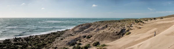 Sanddünen und Meer Patagonien Landschaft in Valdes Halbinsel — Stockfoto