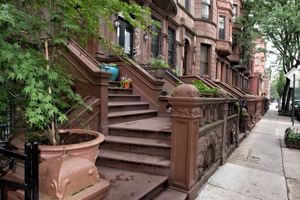 Casas de Nueva York en Perron Harlem — Foto de Stock