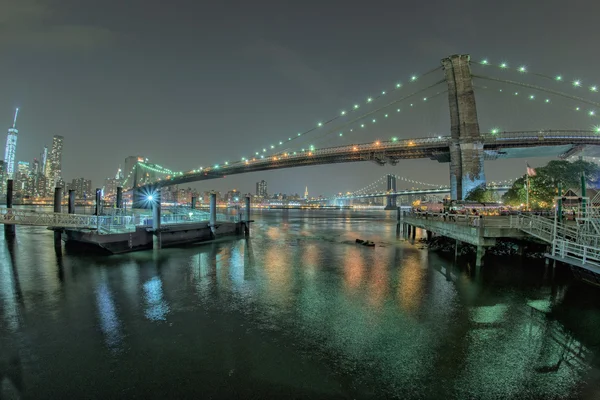 Manhattan vue de nuit de brooklyn — Photo