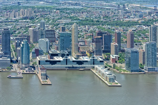 NEW YORK - USA - 13 JUNE 2015 New Jersey manhattan aerial view from freedom tower — стокове фото