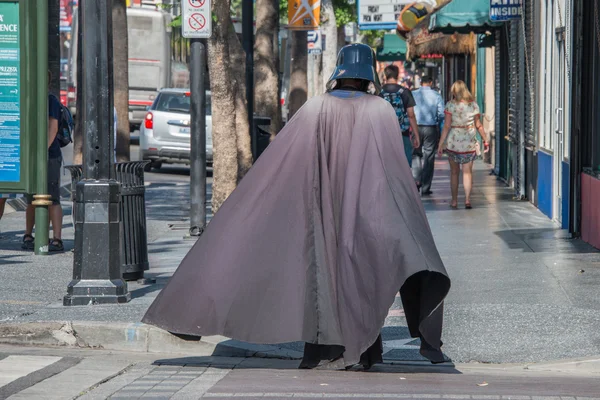 LOS ANGELES, USA - AUGUST 1, 2014 - people and movie mask on  Walk of Fame — Stock Photo, Image