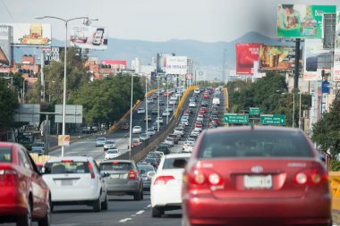 Mexico City, Meksika - Şubat, 9 2015 - Town karayolu trafik sıkışık