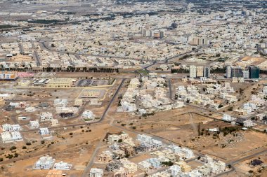 Muscat Arapça şehrin havadan görünümü landcape