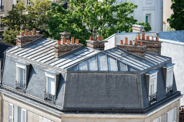 Telhados paris e vista para a cidade de construção — Fotografia de Stock