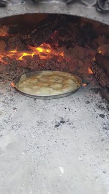 Lezzetli peynir recco focaccia ahşap fırın el yapımı.