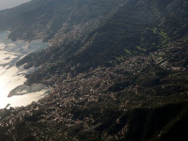 Rapallo portofino dağ antenleri uçak penceresinden
