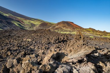 Etna yanardağı caldera peyzaj