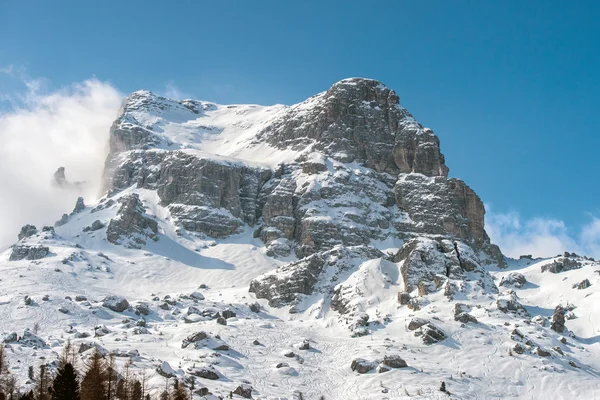 Dolomiterna enorm panoramautsikt vintertid — Stockfoto