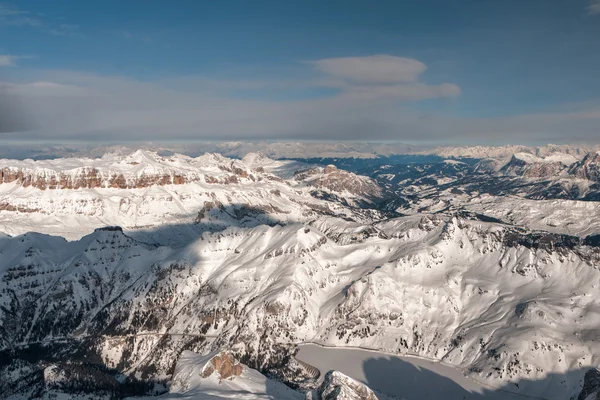 Dolomitas vista panorâmica enorme no tempo de inverno — Fotografia de Stock