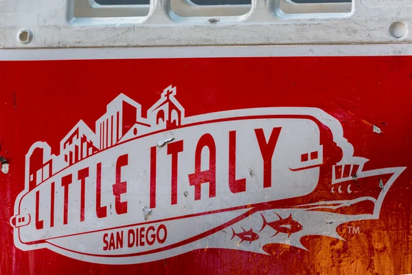 SAN DIEGO, EE.UU. - 4 DE DICIEMBRE DE 2015 - Feliz Navidad en Little Italy —  Fotos de Stock