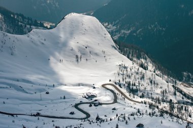 Kışın Dolomites dağ Kar manzarası