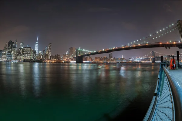 New York Paysage urbain vue de nuit de Brooklyn — Photo