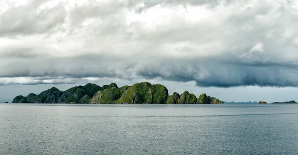 Panorama do cartaz de Raja Ampat Papua — Fotografia de Stock