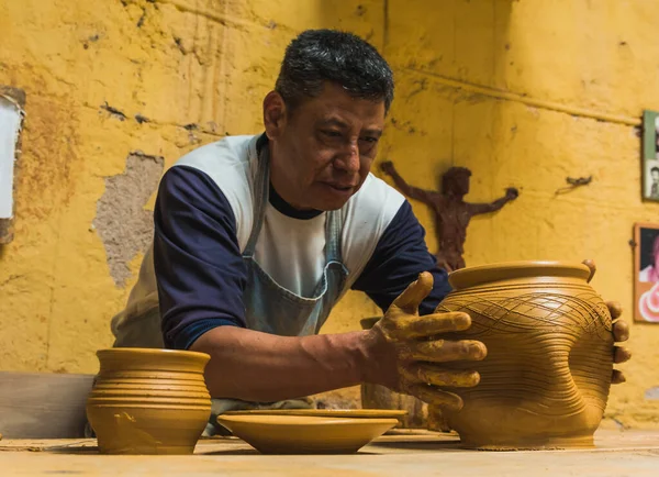 Mexican Potter Craftsman Working Clay His Hands His Workshop Create — Stock Photo, Image