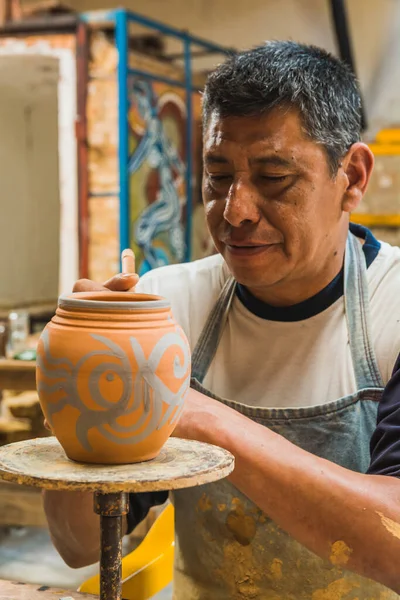 Mexican Potter Craftsman Working Clay His Hands His Workshop Create — Stock Photo, Image