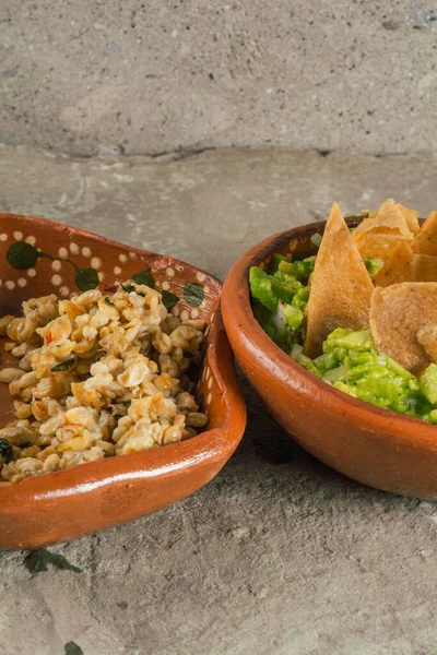 Escamoles Ovos Formiga Refrito Com Tortilla Chips Guacamole Comida Mexicana — Fotografia de Stock