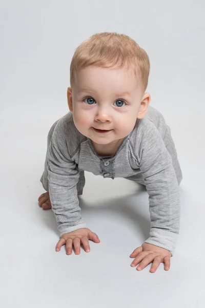 Cute Baby Crawling White Studio Background Looking You Smiling Child — Stock Photo, Image