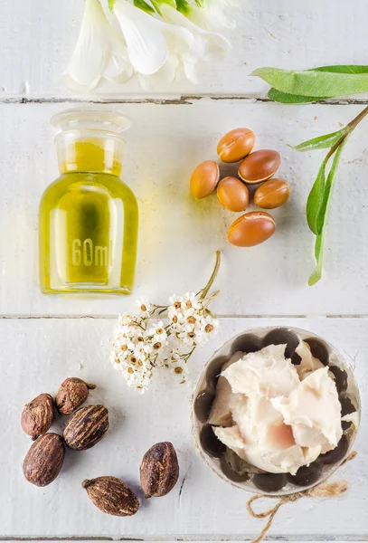 Argan ve shea fındık ve tereyağı