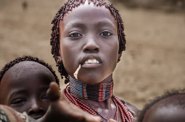 Mulher da tribo Hamer — Fotografia de Stock