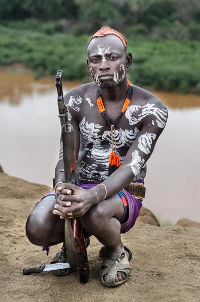 Homem da tribo Karo — Fotografia de Stock