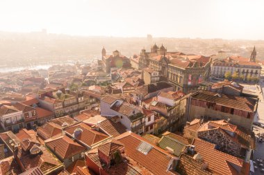 Clerigos tower DOS Katedrali