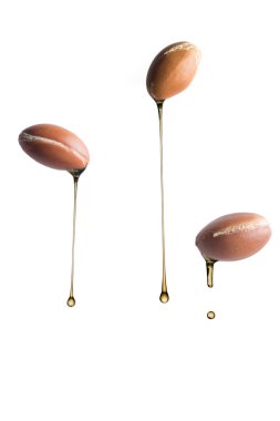 Argan meyve düşen yağ damla